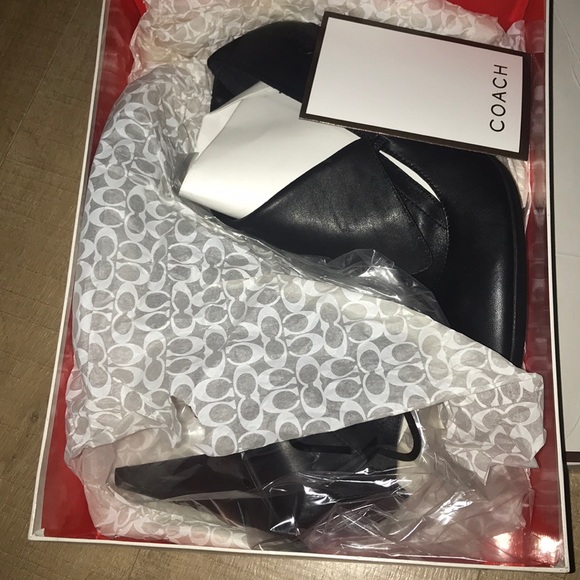Coach heels - Picture 2 of 4